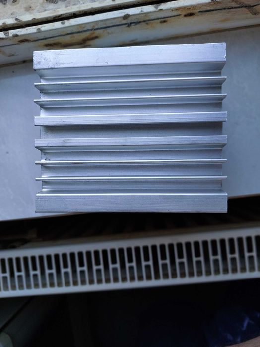 Vand radiator aluminiu