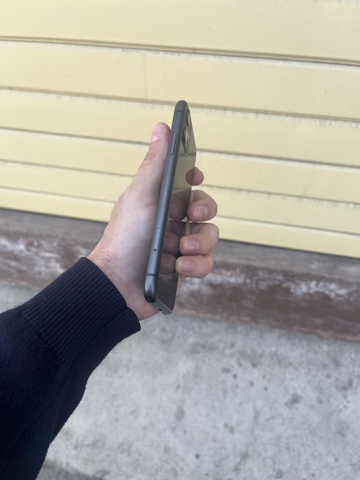 Продам телефон Айфон 11 128Gb