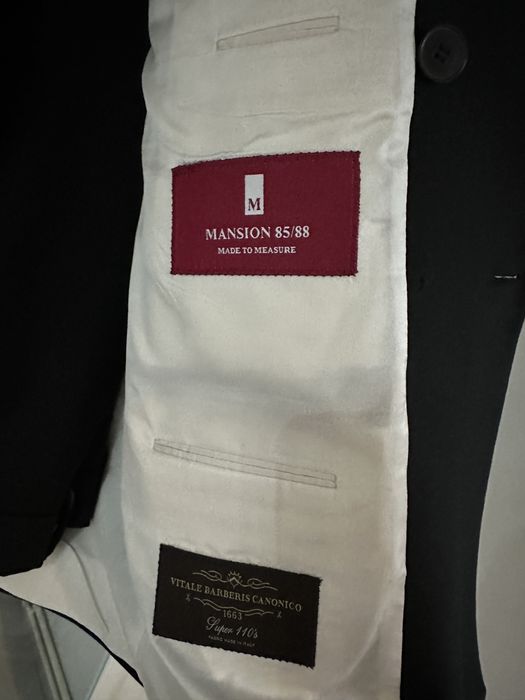 Costum ginerica/nas - negru din lana, cu model captuseala