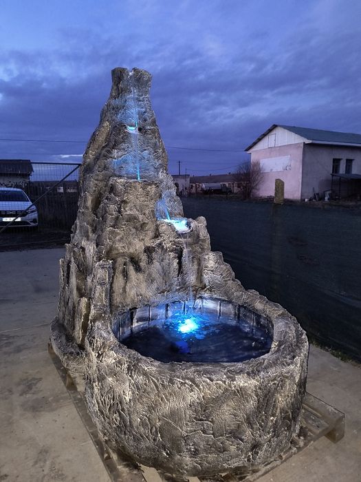 Fantani arteziene cascade  rocă