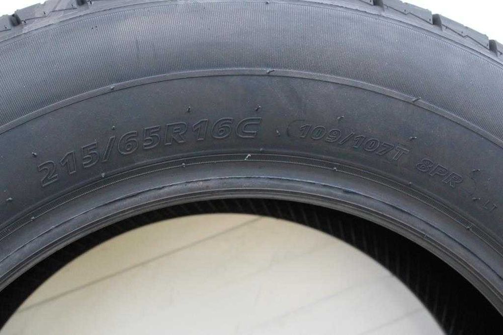 Anvelope noi 215/65R16C RoadX, All Season