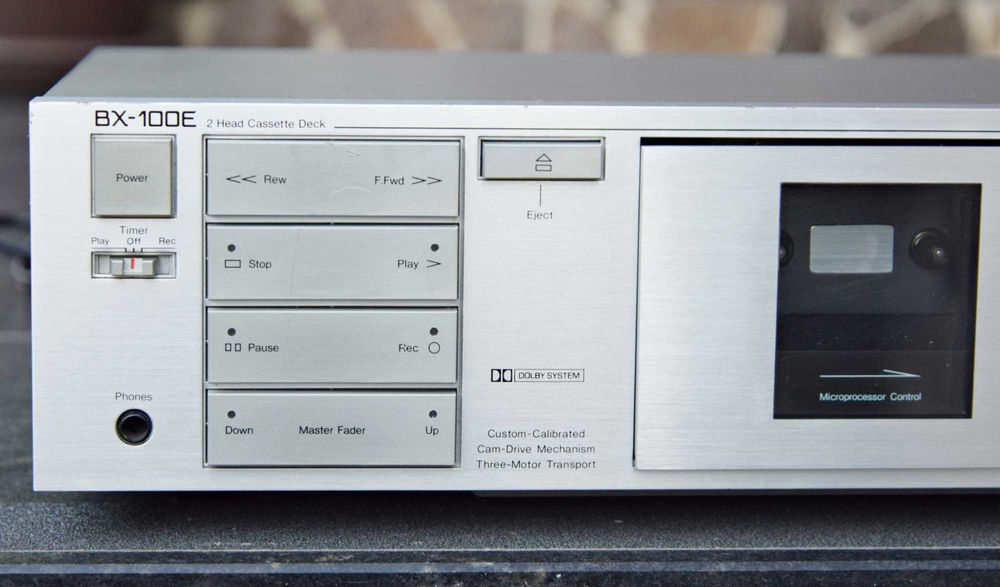 Deck Nakamichi BX-100 E, casetofon