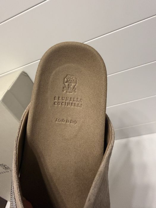 Brunello Cucinelli чехли