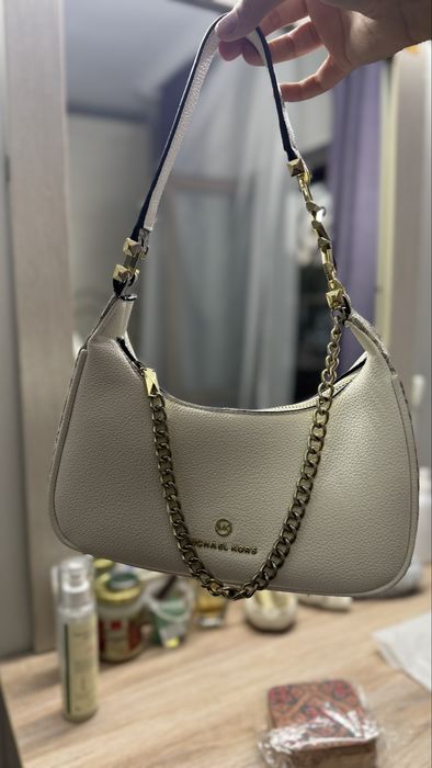 Сумка новая -michael kors