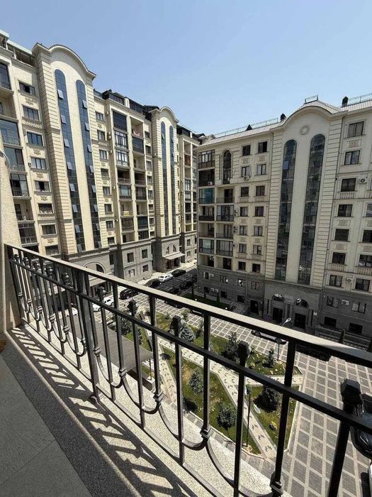 Продается 4х ком квартира, ЖК Мухташам, ор-р: Метро Минор, 117м²