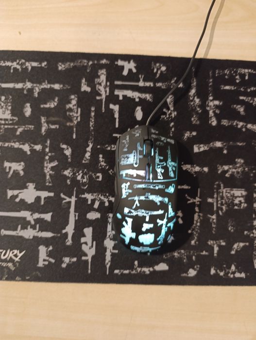 Геймърска LED клавиатура + LED мишка + мауспад | Почти нови