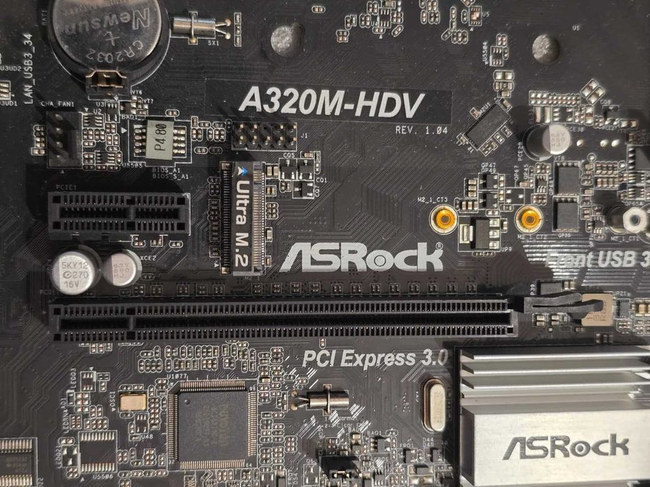 Placa de baza ASRock A320M-HDV, Socket AM4, DDR4, PCI-E - poze reale