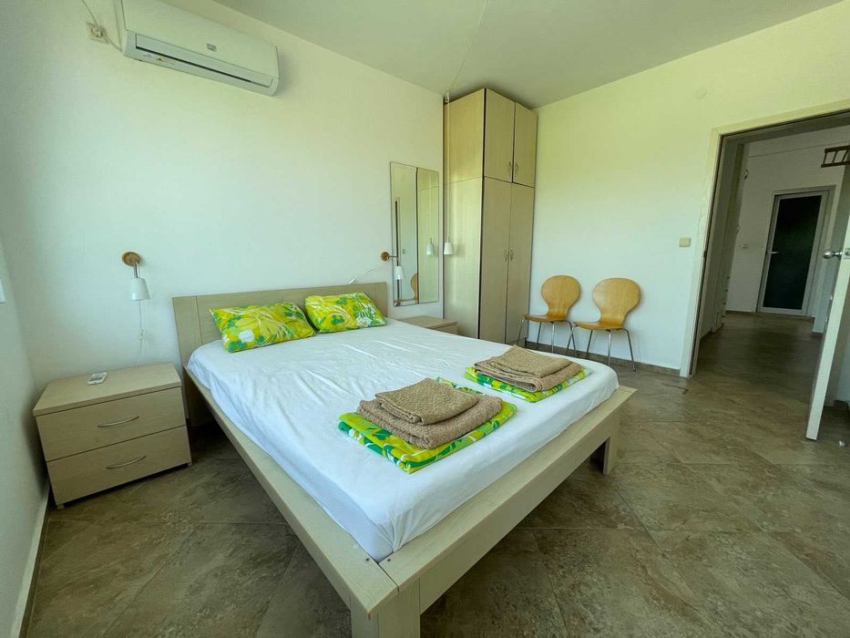 Дава се под наем Тристаен апартамент в с. Лозенец, Област Бургас - 120 кв.м за 9180 € - Снимка #16