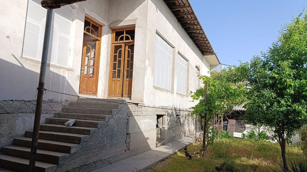 Ховли сотилади панелни енги махалла Зебо Шамсуддино