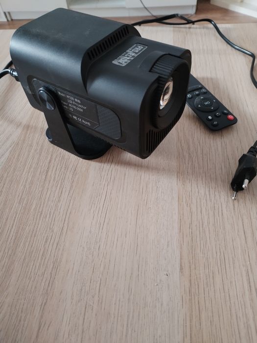 Proiector led video 4k hy320mini