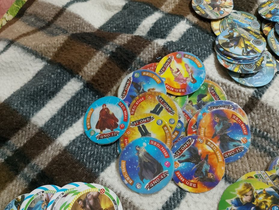 Продам фишки разные колекции