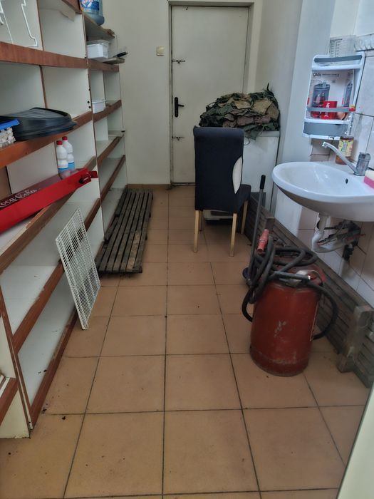 Продава се Магазин в Вълчи дол - 80 кв.м за 1063 €/кв.м - Снимка #9