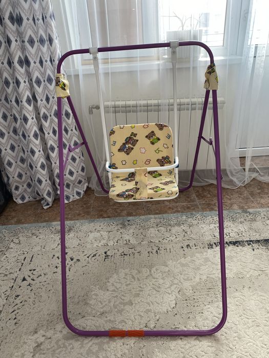 Качеля детская для детей с 1 года до 4 лет