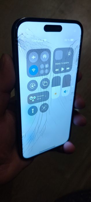 De vânzare, iPhone 14 Pro Max ,spart funcțional!!