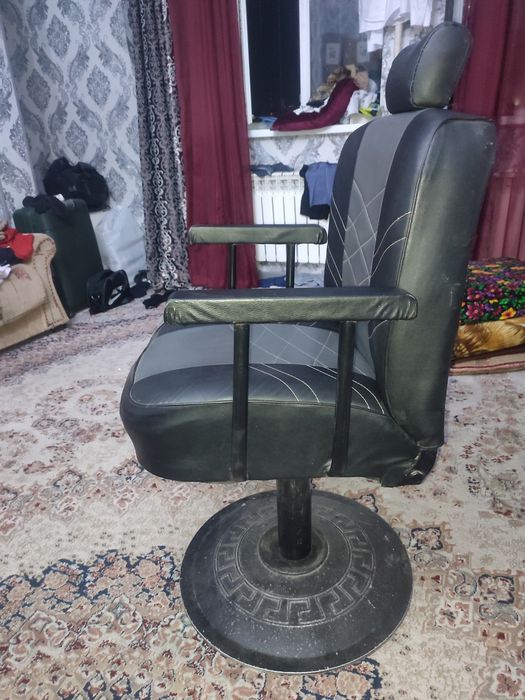 BBarbershop va Ofis uchun kreslo