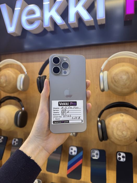 Iphone 15 pro max Natural sotiladi nahtga va varyantga