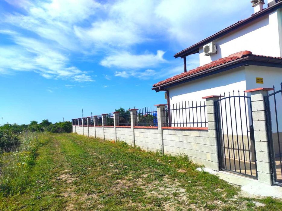 Продава се Къща в с. Дуранкулак, Област Добрич - 130 кв.м за 2154 €/кв.м - Снимка #18