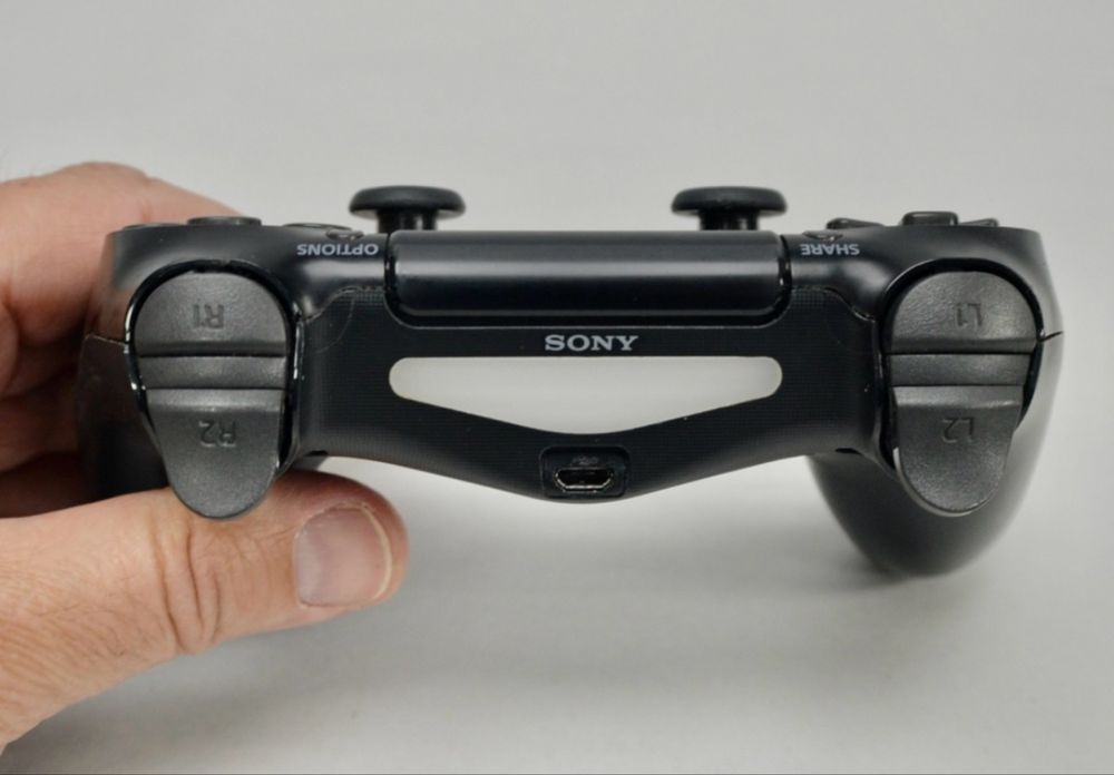 Playstation 4 (ps4)