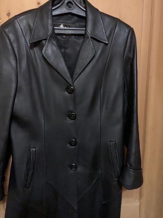 Кожанный плащ раз 46-48 и другое