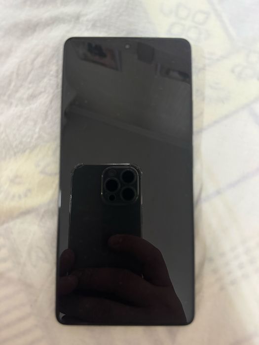 Продам  смартфон