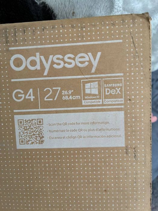 Игровой монитор Samsung G4 Odyssey 27