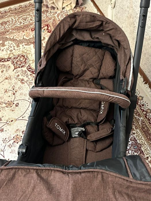 Коляска в отличном состояние