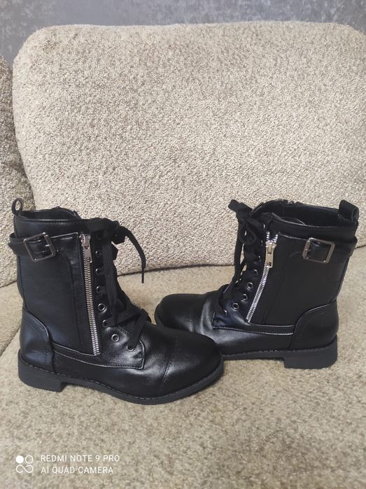 Продам ботинки женские демисезонные,р36