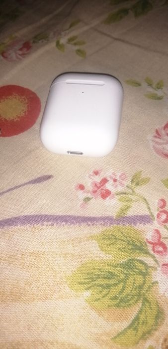 Продам Airpods2 оригинал