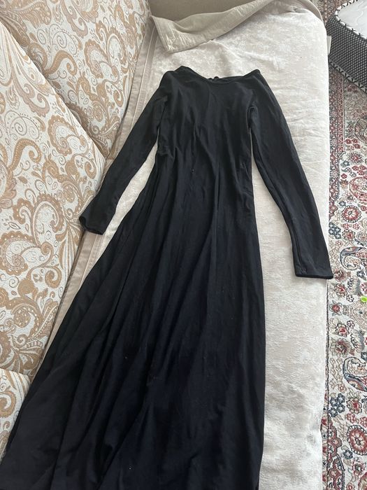 Платье черное продам