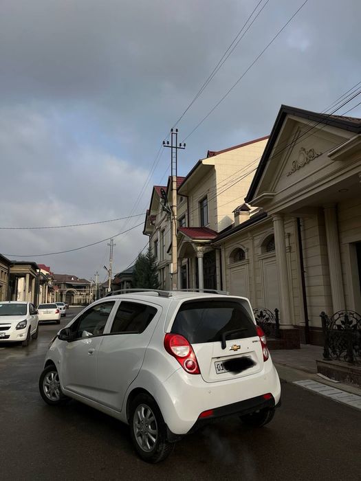 Spark 2022 
POBEG 120.000
KRASKA 1 ta krilo
NAVAROT Malibu rul, malibu