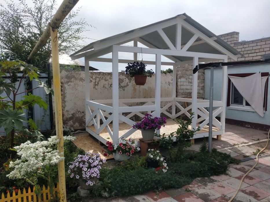 Беседка из дерева