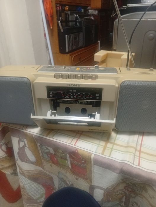 Radio caset Sony CFS 208L original