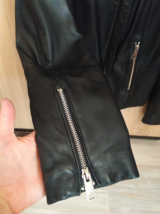 Куртка кожаная Mango 44р