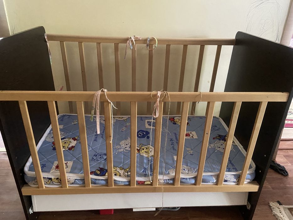 Манеж детский продам