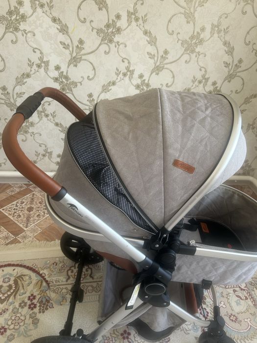 Срочно продается детская коляска