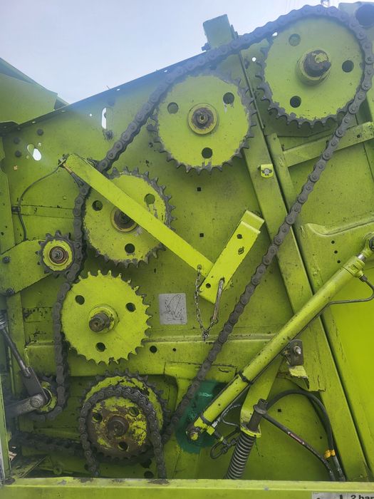 Пресс подборщик Claas rollant 46