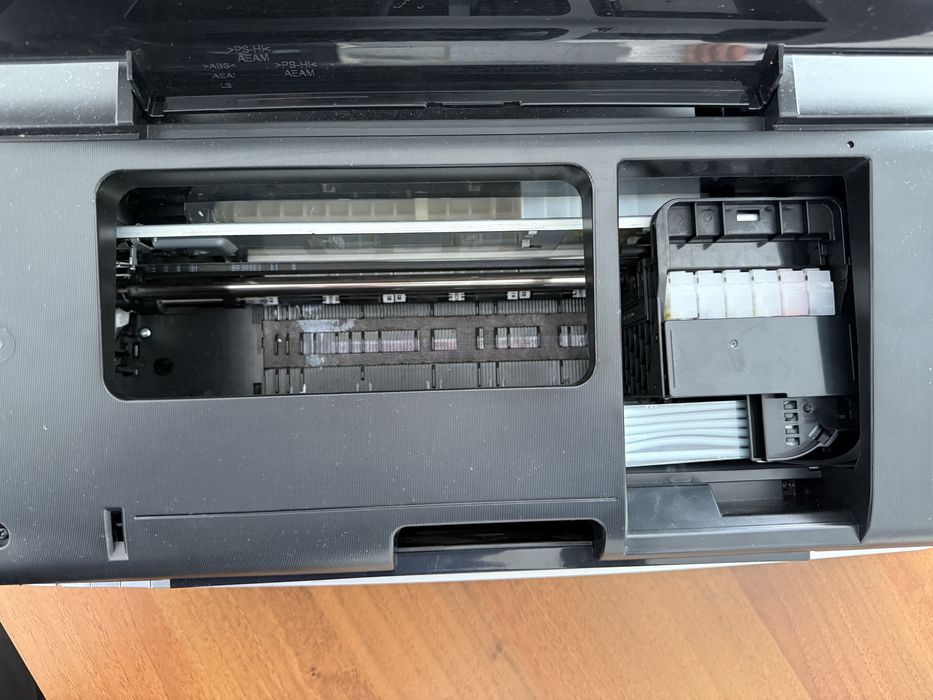 Принтер сатылады дтф  epson l805