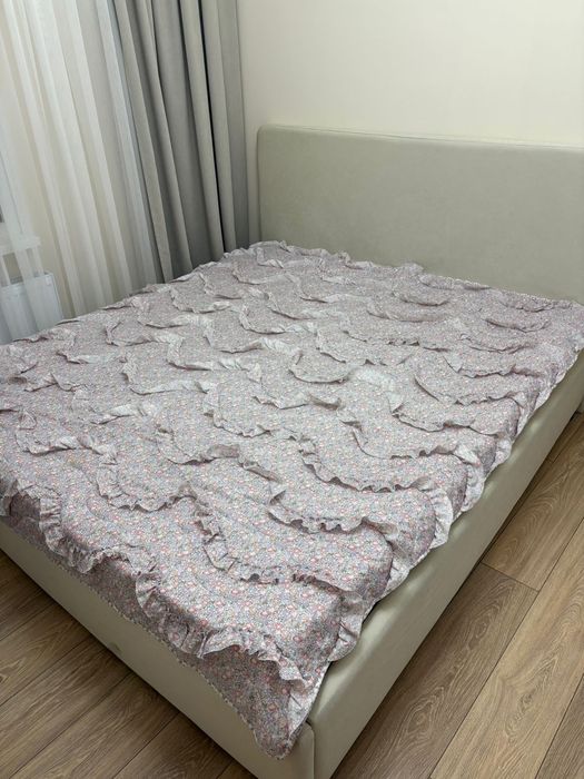 Кровать двухспальная