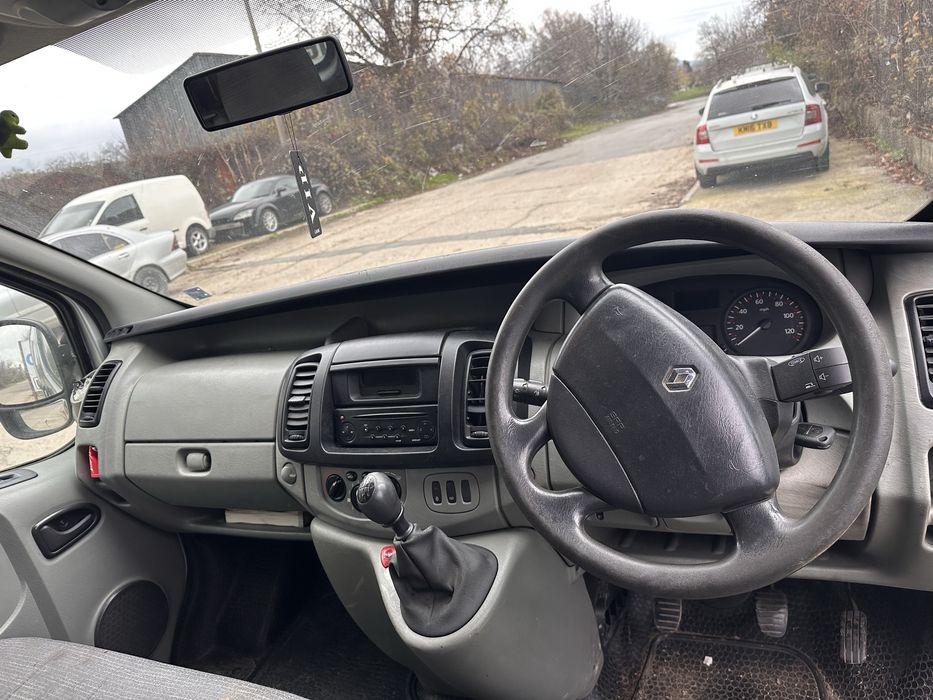 Рено трафик 2.0дци 115 на части / renault trafic 2.0dci 115