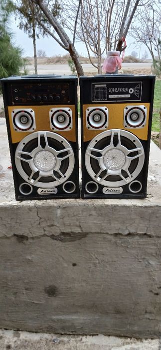 Калонкаси ризинавей зур свита музикаси бор