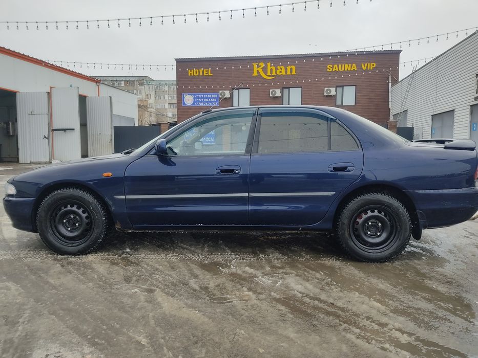 Продам Митцубиси галант 1995года