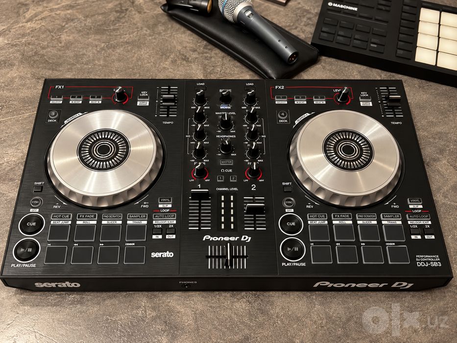 Продаю Pioneer DDJ - SB3