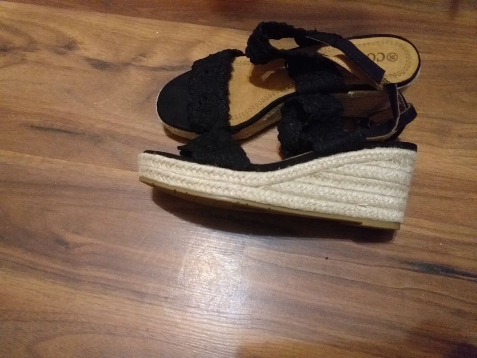 Дамски   сандали -  черни