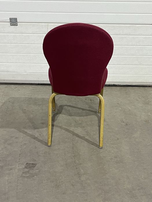 Scaune tapițate – elegante și confortabile