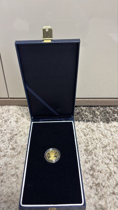 Vand moneda aniversara de colectie din aur