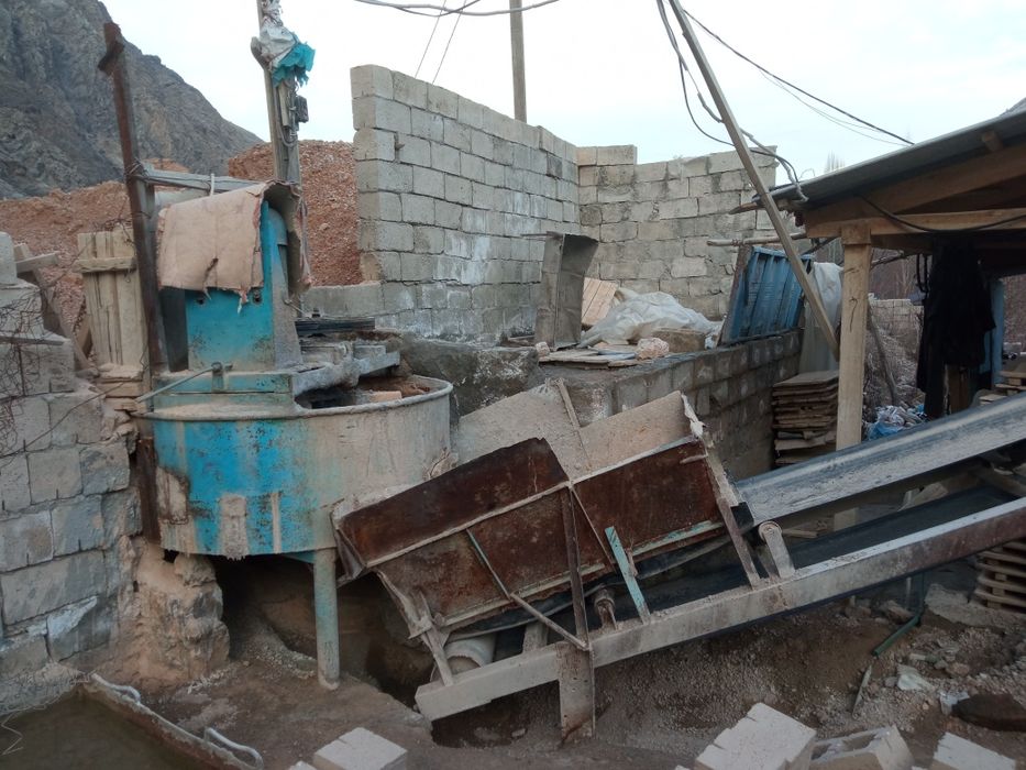 Shlaka blok aparat sotiladi 17x35 razmerda