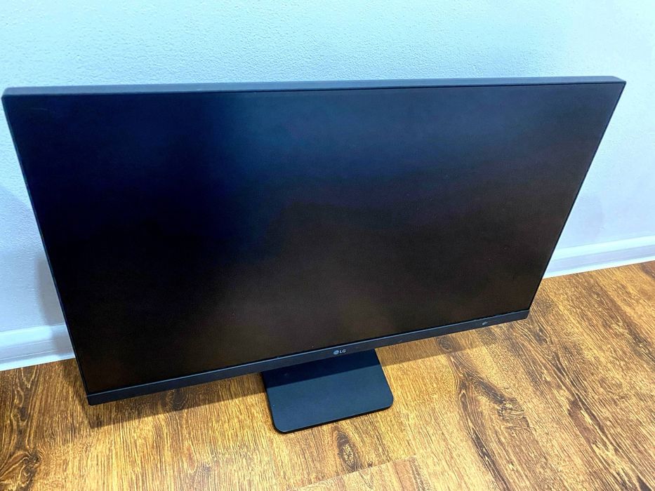 Монитор для компьютера LG 27