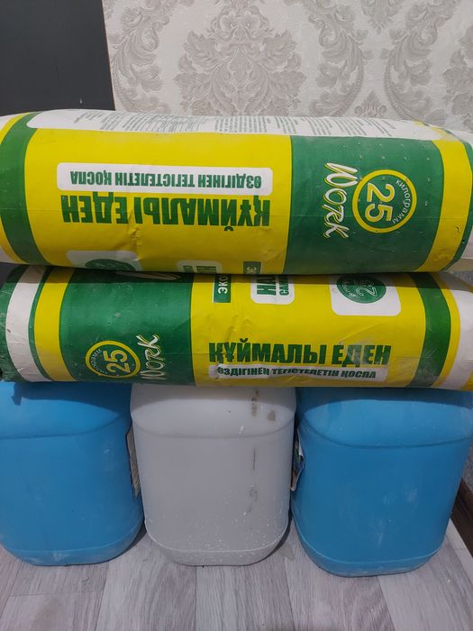 Наливной пол и клей для кафеля