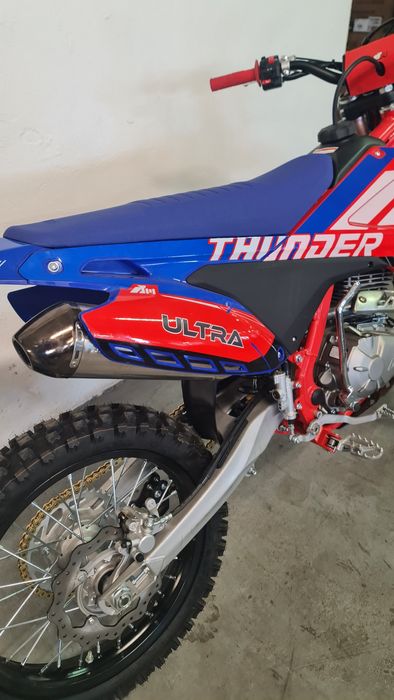 Motocross Ultra Apollo Thunder 300cc E-Start 21/18 Nou din Germania