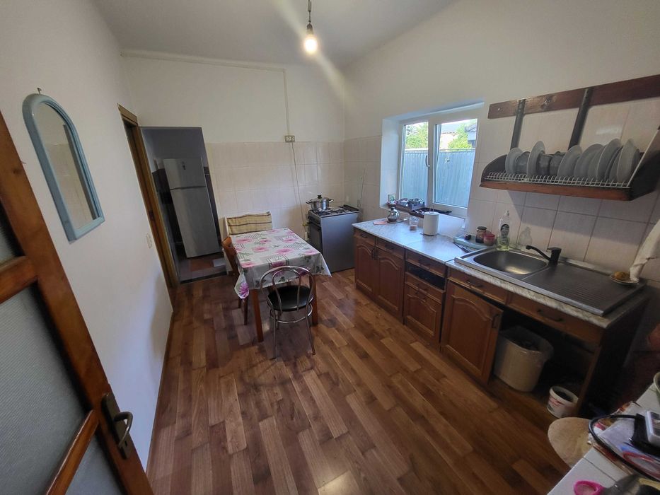 Casa la pret de apartament